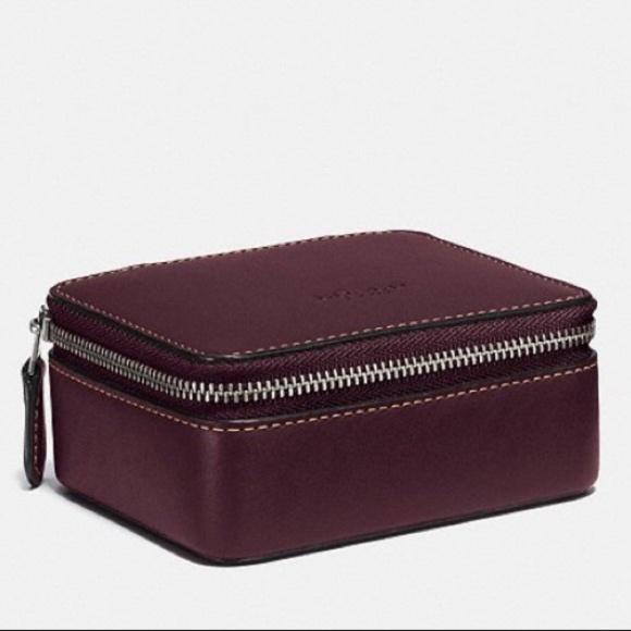 Coach Handbags - NWT COACH LEATHER TRAVEL/JEWELRY BOX COSMETIC CASE